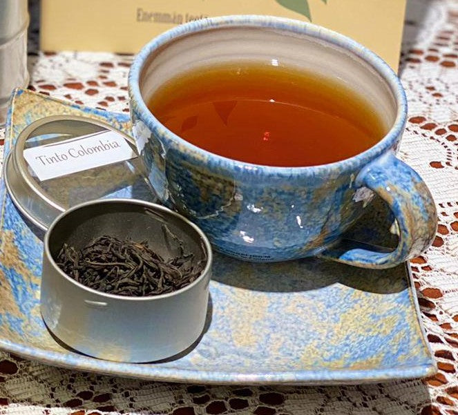 Tinto Colombia 25 g Musta tee
